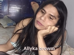 Allyka_browm