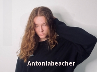 Antoniabeacher