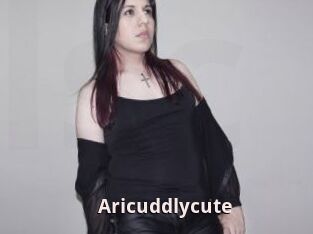 Aricuddlycute