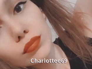 Charlottee69