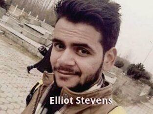 Elliot_Stevens