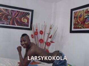 LARSYKOKOLA