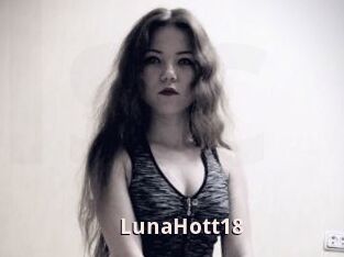 LunaHott18