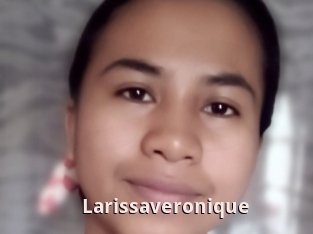 Larissaveronique