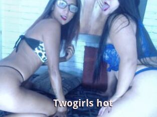 Twogirls_hot